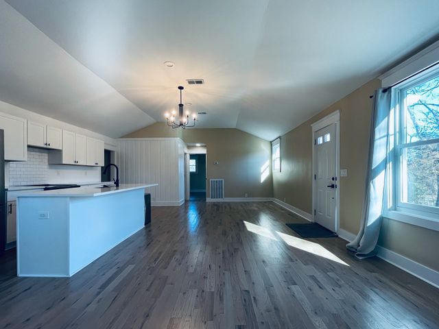 1132 Peter Pan St, Madison, TN 37115