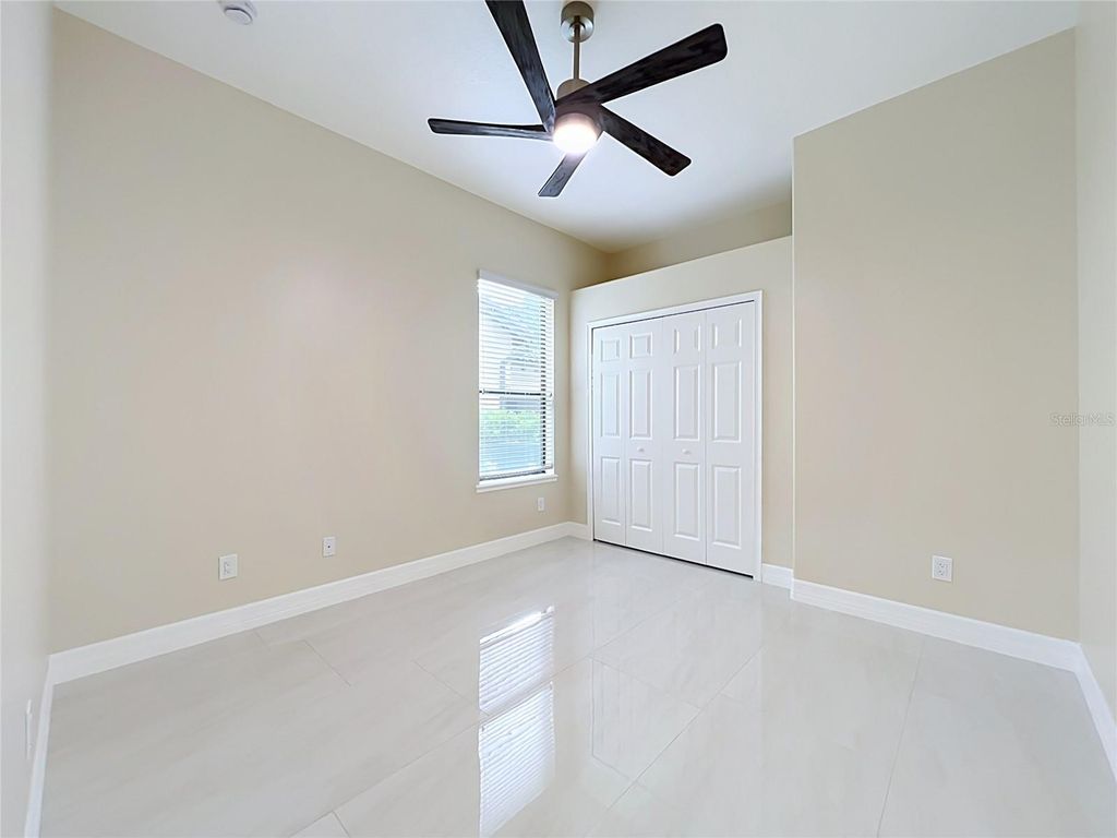 Image 32 of property listing at 7426 POINTE VENEZIA DRIVE, Orlando, FL 32836