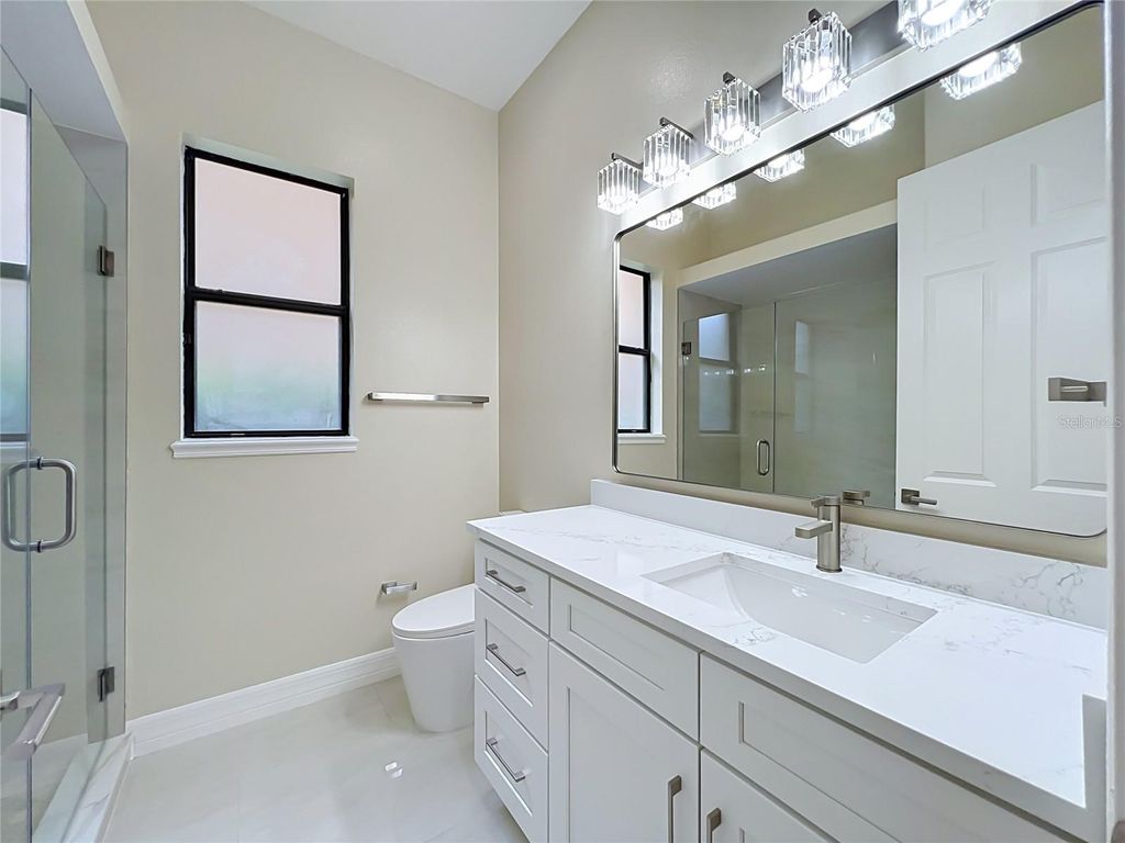 Image 35 of property listing at 7426 POINTE VENEZIA DRIVE, Orlando, FL 32836