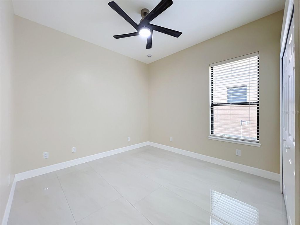 Image 37 of property listing at 7426 POINTE VENEZIA DRIVE, Orlando, FL 32836