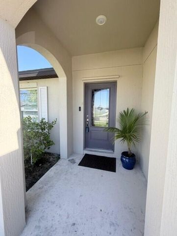 1522 Merriment Way Way, Fort Pierce, FL 34947