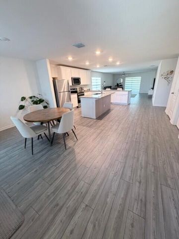 1522 Merriment Way Way, Fort Pierce, FL 34947