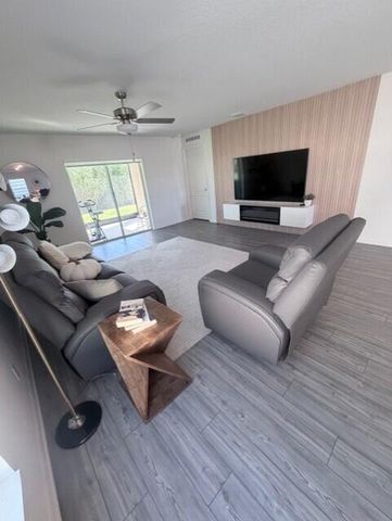 1522 Merriment Way Way, Fort Pierce, FL 34947