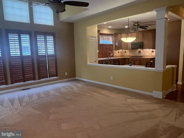 204 GALLEON DR, Newark, DE 19702