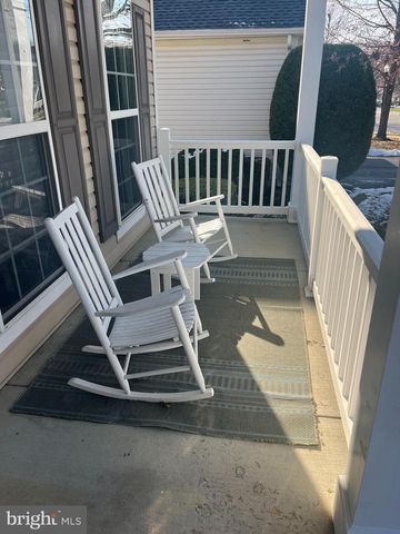 204 GALLEON DR, Newark, DE 19702