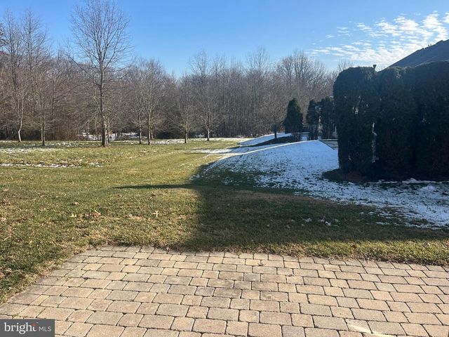 204 GALLEON DR, Newark, DE 19702