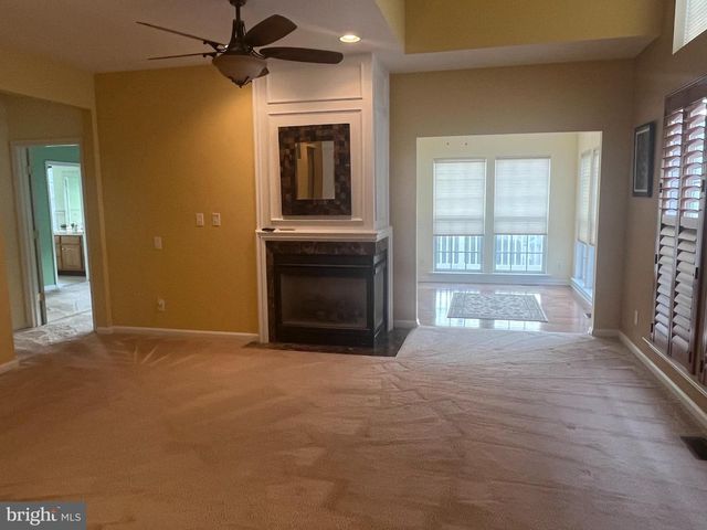 204 GALLEON DR, Newark, DE 19702