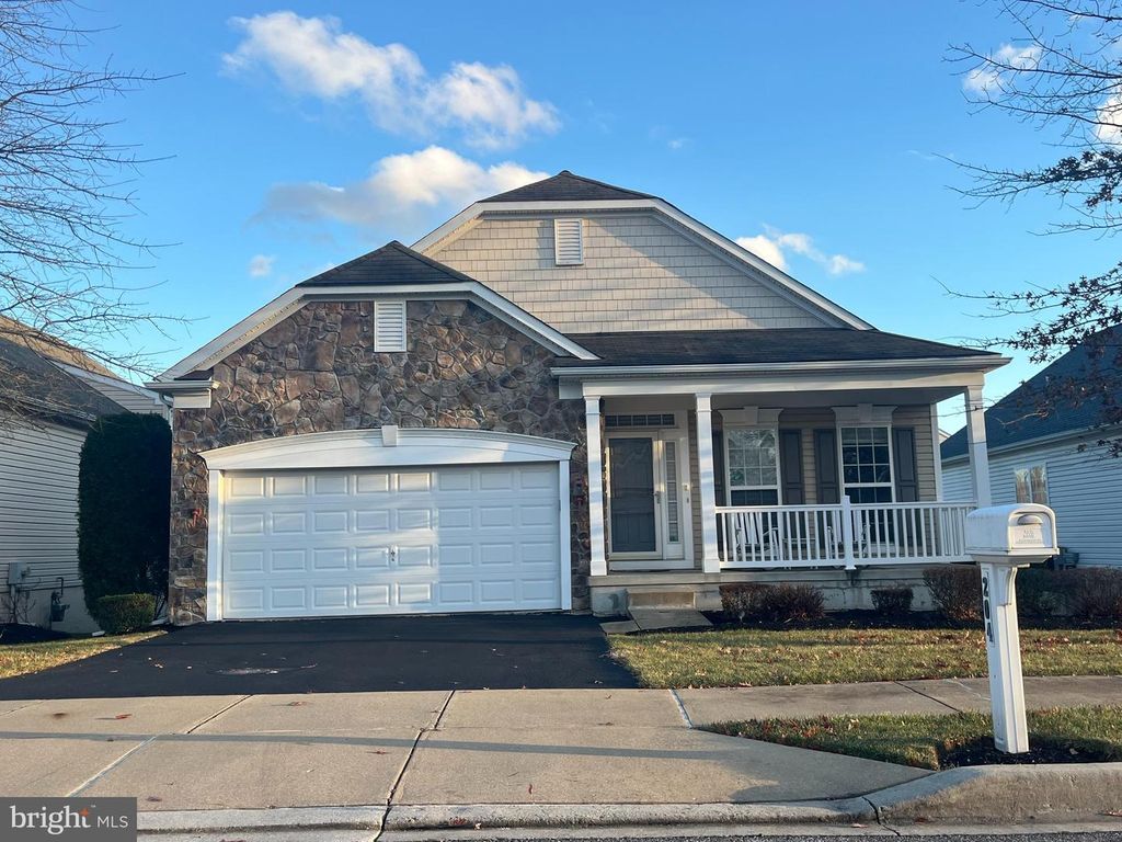 204 GALLEON DR, Newark, DE 19702