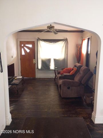 3943 Almeda Drive, Toledo, OH 43612