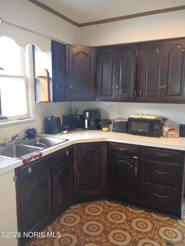 3943 Almeda Drive, Toledo, OH 43612