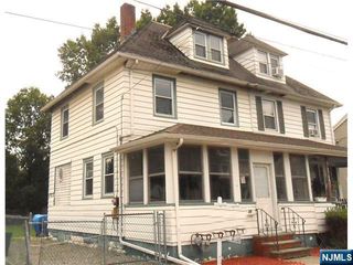 29 Walnut Street, Pompton Lakes, NJ 07442