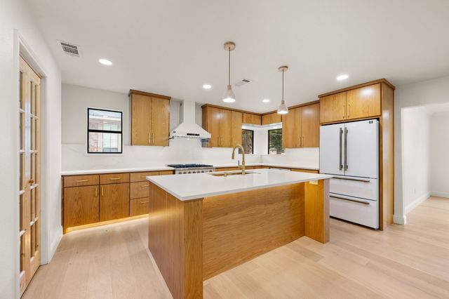 6403 Genstar Lane, Dallas, TX 75252