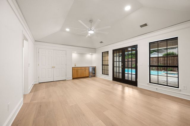 6403 Genstar Lane, Dallas, TX 75252
