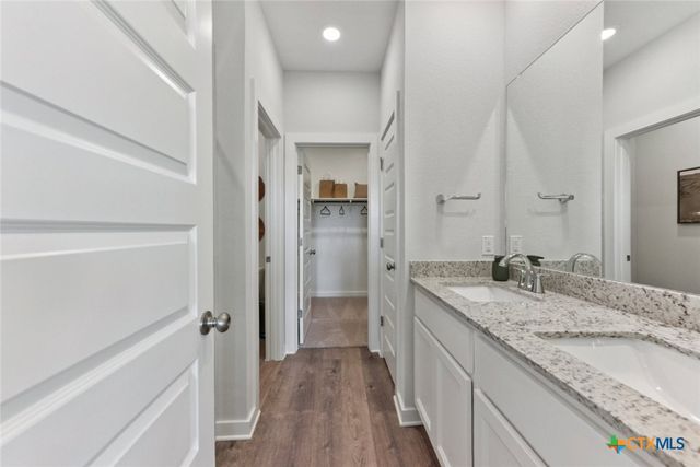 233 Escape Way, Jarrell, TX 76537