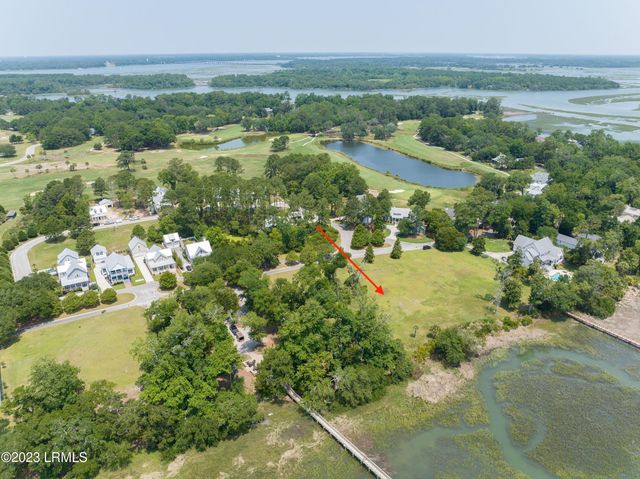 16 Sheffield Avenue, Beaufort, SC 29907