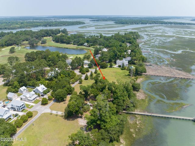 16 Sheffield Avenue, Beaufort, SC 29907