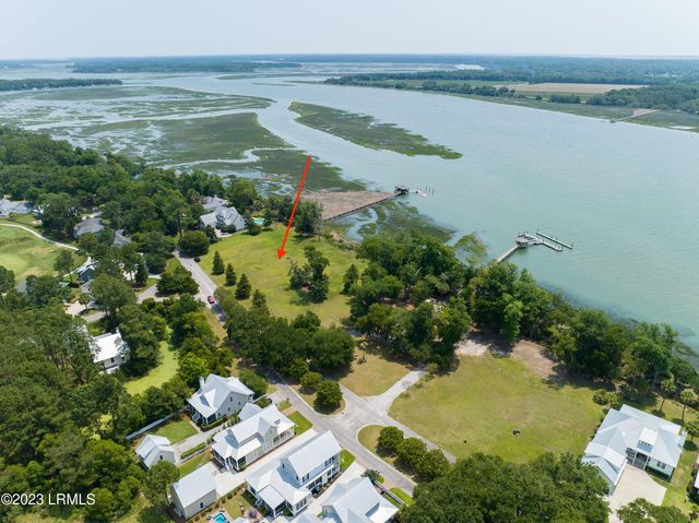 16 Sheffield Avenue, Beaufort, SC 29907