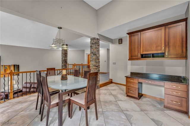 7454 Euclid Chardon Road, Kirtland, OH 44094