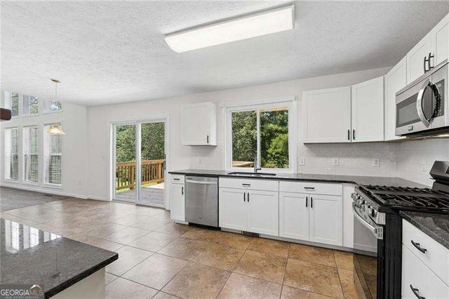 1647 River Springs Way, Suwanee, GA 30024