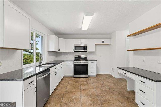 1647 River Springs Way, Suwanee, GA 30024