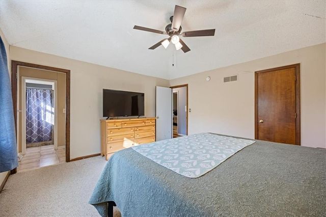 300 Johnston Drive, Raymore, MO 64083