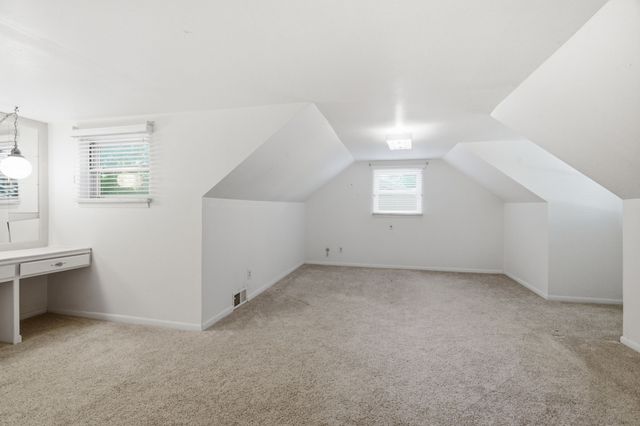 1301 Colonial Court, Arlington, TX 76013