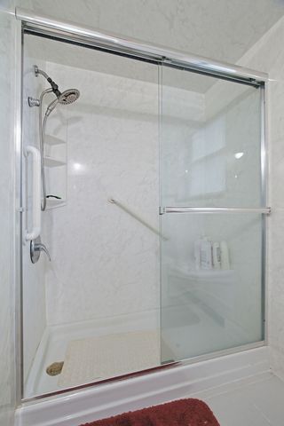 1301 Colonial Court, Arlington, TX 76013