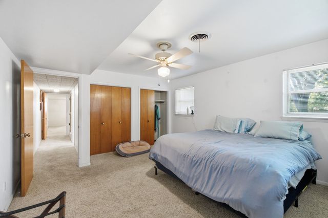 1301 Colonial Court, Arlington, TX 76013
