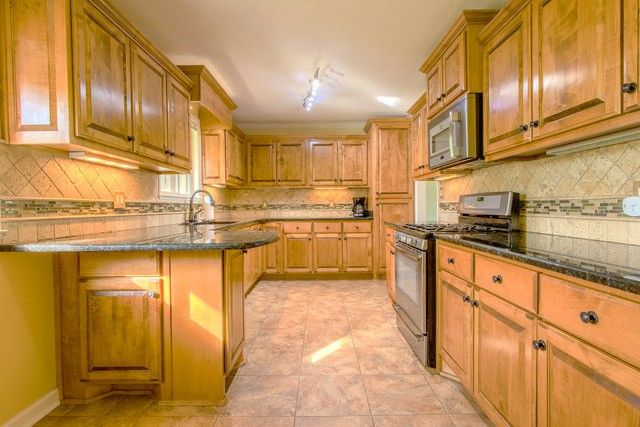 1213 Mayes Dr, Greenbrier, TN 37073