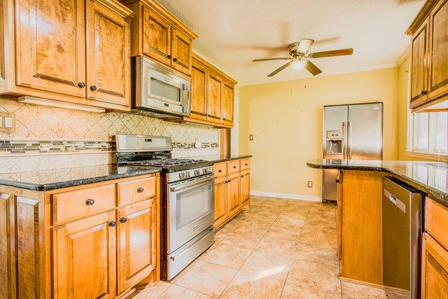 1213 Mayes Dr, Greenbrier, TN 37073