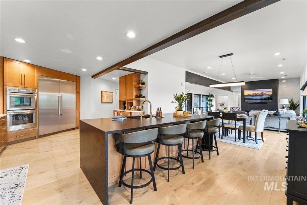 3200 N Mountain View Dr, Boise, ID 83704 photo 12