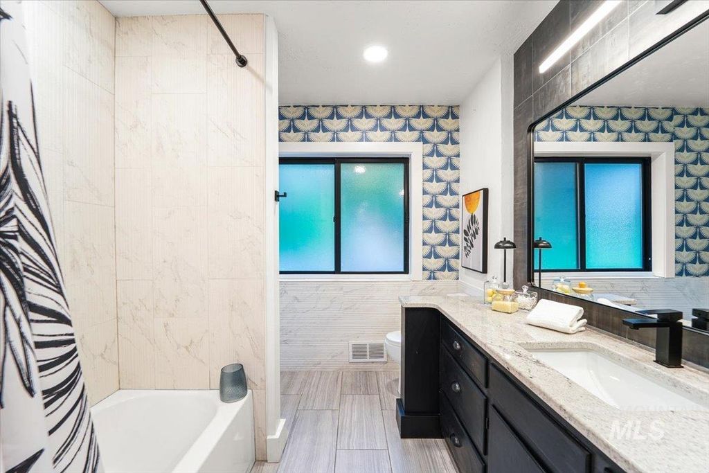 3200 N Mountain View Dr, Boise, ID 83704 photo 19