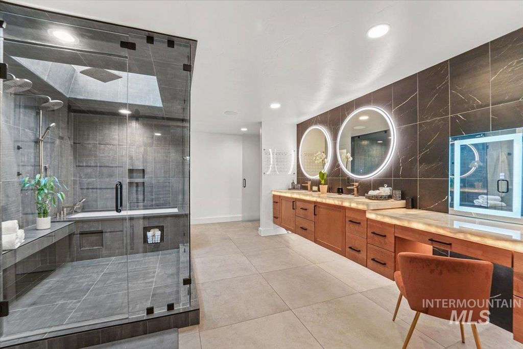 3200 N Mountain View Dr, Boise, ID 83704 photo 24