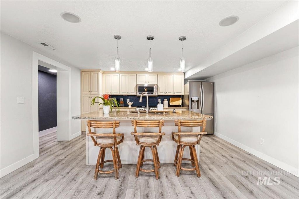 3200 N Mountain View Dr, Boise, ID 83704 photo 29