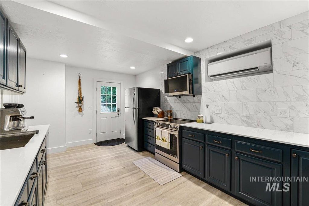 3200 N Mountain View Dr, Boise, ID 83704 photo 40