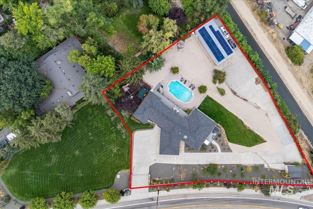 3200 N Mountain View Dr, Boise, ID 83704 photo 5