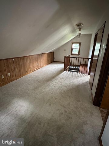 567 TURNPIKE RD, Elizabethtown, PA 17022