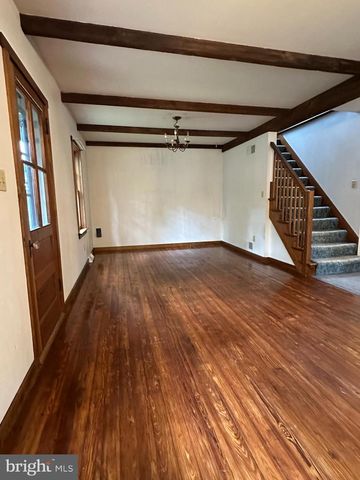 567 TURNPIKE RD, Elizabethtown, PA 17022