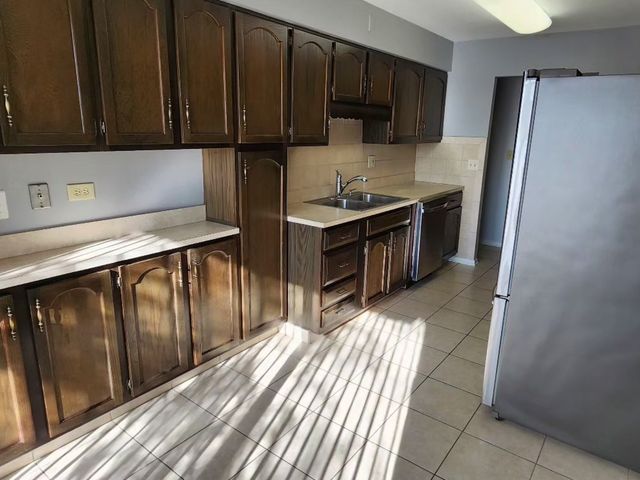 7730 Dempster Street 209, Morton Grove, IL 60053