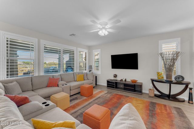 20742 W HILLCREST Boulevard, Buckeye, AZ 85396