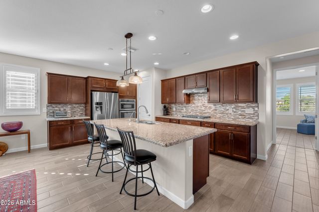 20742 W HILLCREST Boulevard, Buckeye, AZ 85396