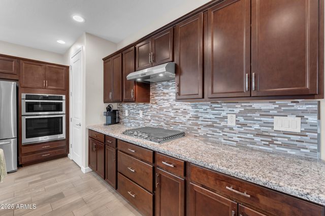 20742 W HILLCREST Boulevard, Buckeye, AZ 85396