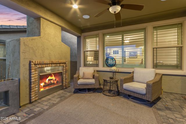 20742 W HILLCREST Boulevard, Buckeye, AZ 85396