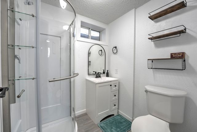 5 Glacial Court, Minot, ND 58703