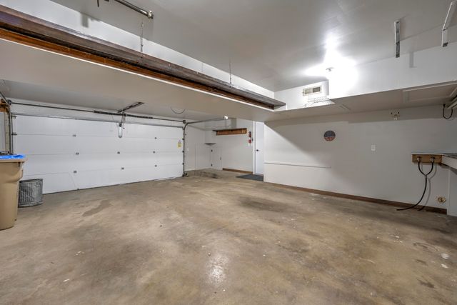 5 Glacial Court, Minot, ND 58703
