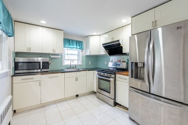 26 Martell Rd, Quincy, MA 02169