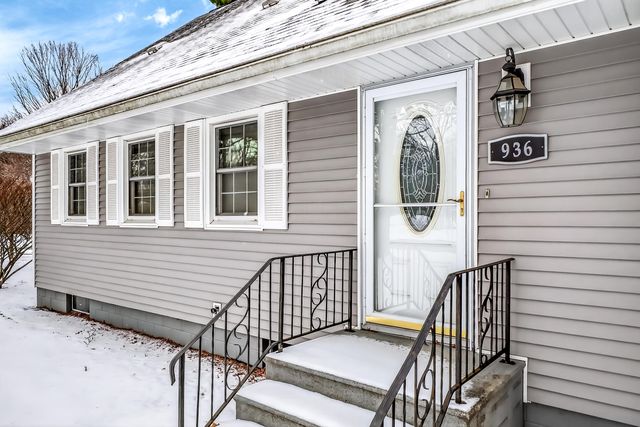 936 S Division Street, Whitehall City, MI 49461