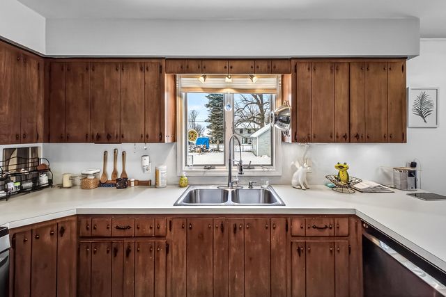 936 S Division Street, Whitehall City, MI 49461