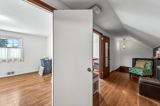 936 S Division Street, Whitehall City, MI 49461