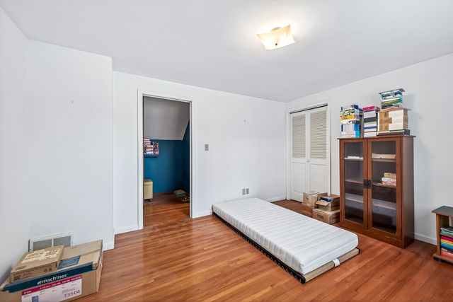 936 S Division Street, Whitehall City, MI 49461